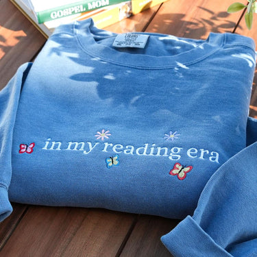 Comfort Colors ® In My Reading Era Embroidered Sweatshirt - Custom Book Lover Shirt - Cute Gifts for Girlfriend - Back To School Gift